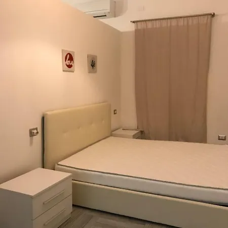 Deliziosa Centralissima A Castello דירה קליארי